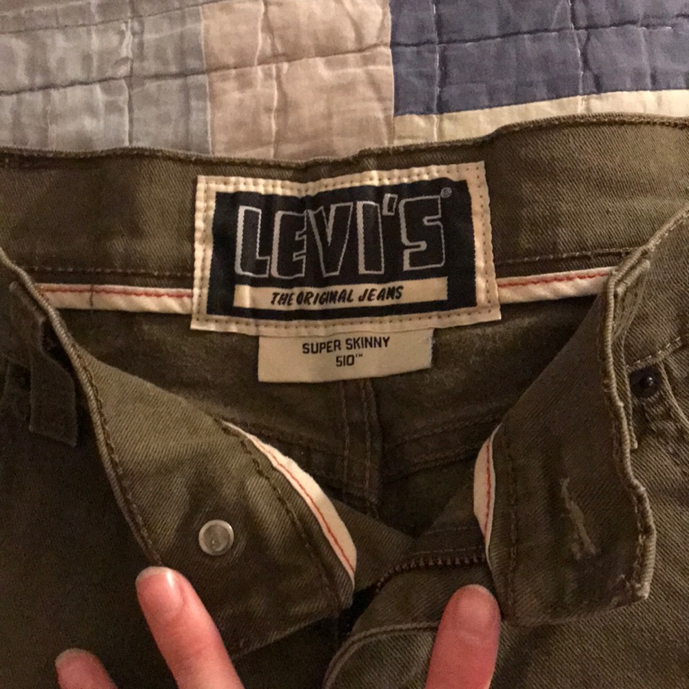 Army green Levi’s